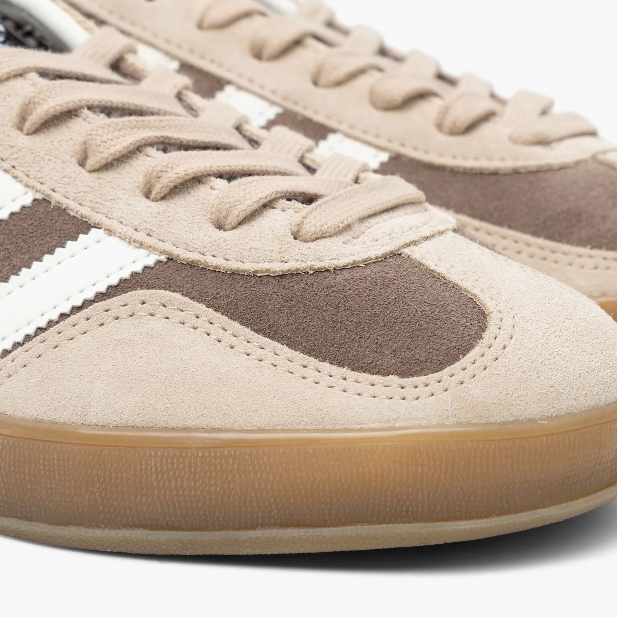 adidas Gazelle Indoor Earth Strata / Footwear White