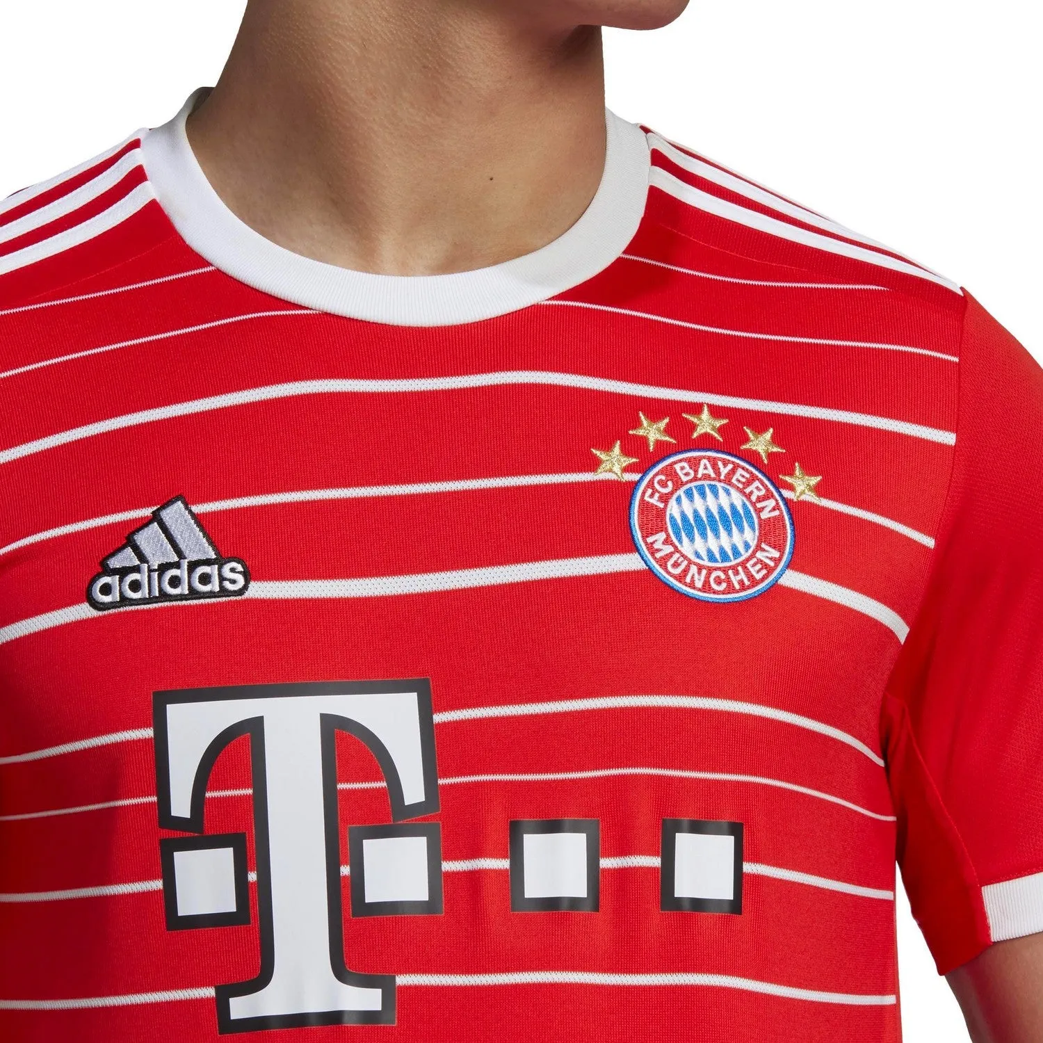 Bayern Munich Home soccer jersey 2022/23 - Adidas