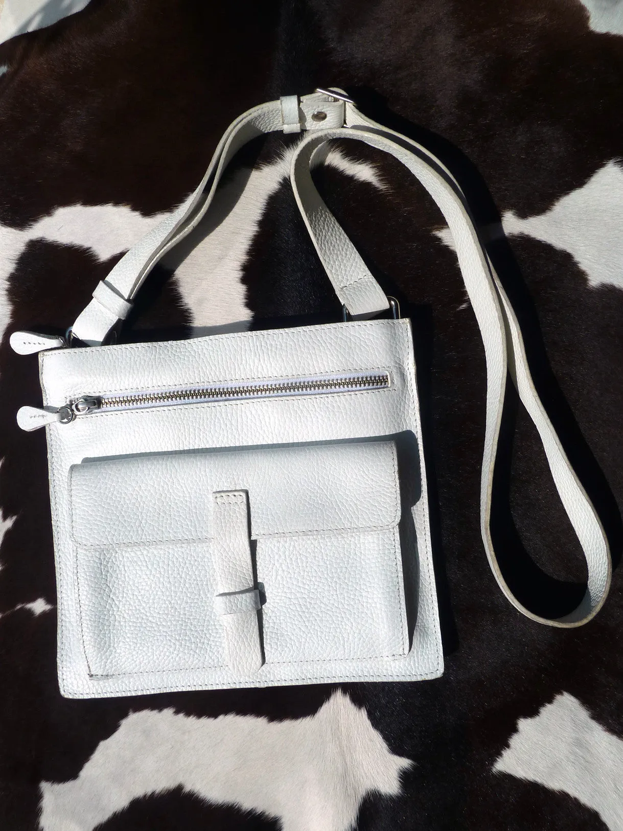 Hippie Crossbody Travel Bag White Pebble Grain Leather