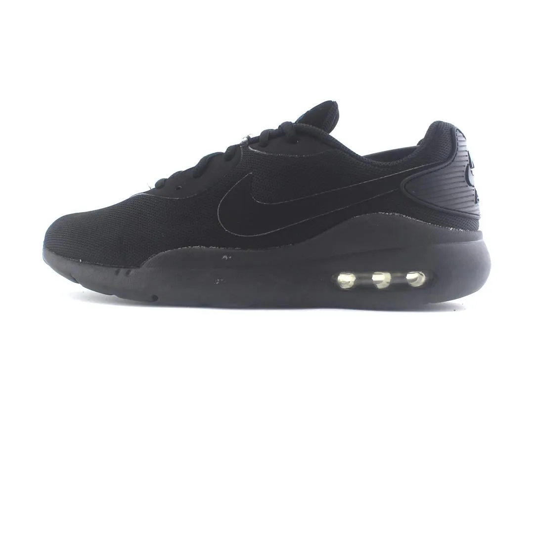 NIKE  AIR MAX OKETO