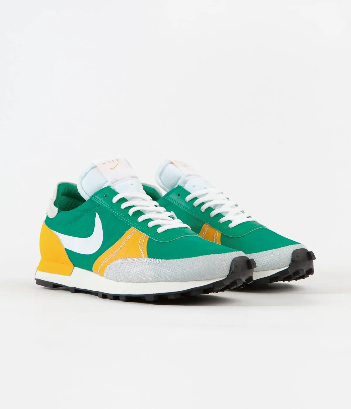 Nike Daybreak Type SE Shoes - Stadium Green / White - University Gold