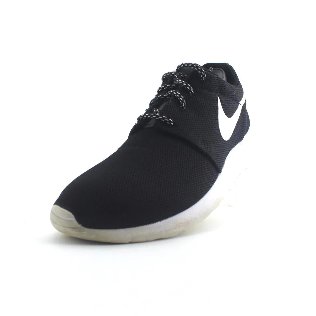 NIKE  ROSHE ONE