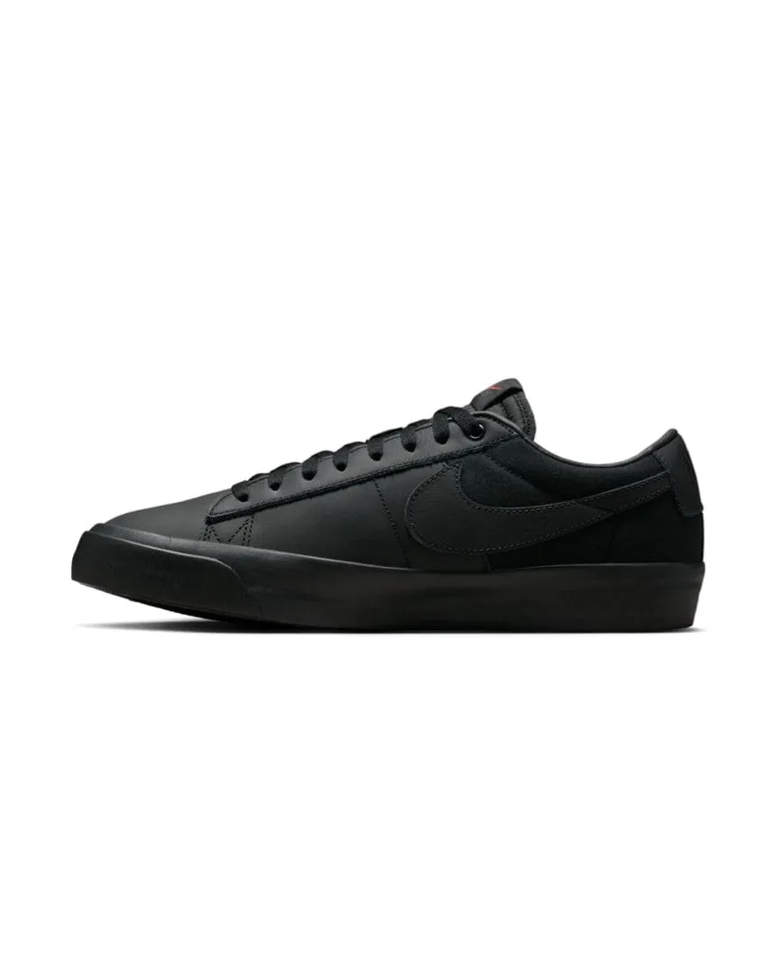 Nike SB Blazer Low Pro GT ISO - Triple Black