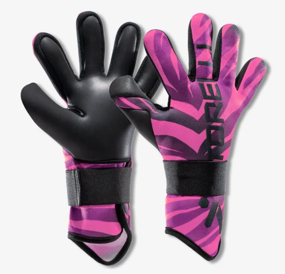 Storelli Gladiator Challenger Goalkeeper Gloves - Junior