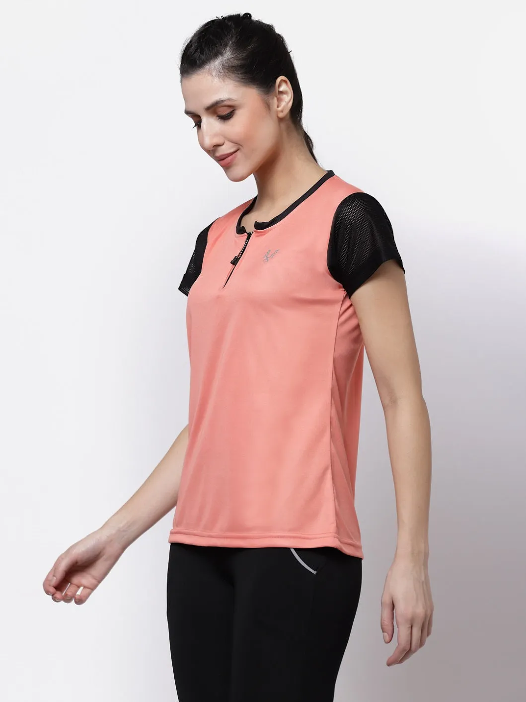 UZARUS Women's Half Sleeves Sports Gym T-Shirt With Zipper