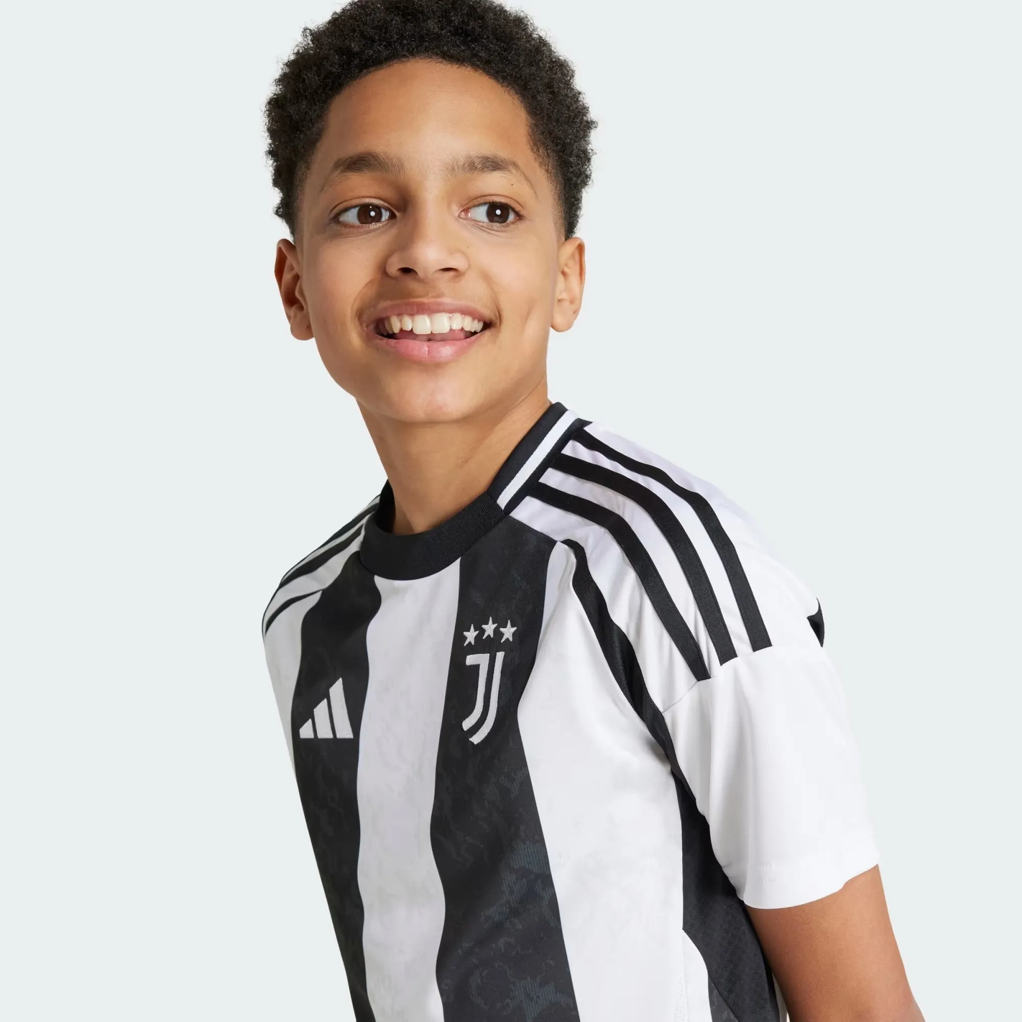 Youth Juventus 2024/25 Home Jersey